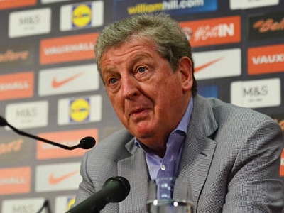Roy Hodgson chống gián điệp theo dõi Tuyển Anh