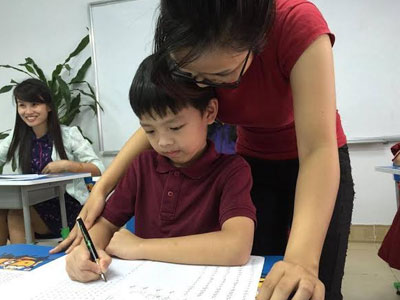 Hà Nội cấm thi đầu cấp: Phụ huynh lao đao vì… “giấy thông hành”