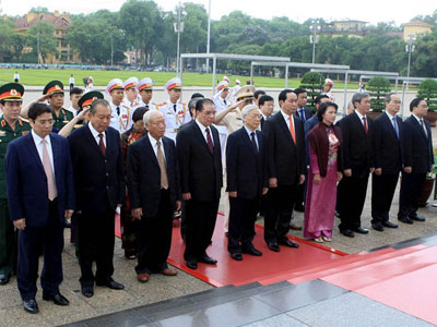 Lãnh đạo Đảng, Nhà nước vào Lăng viếng Chủ tịch Hồ Chí Minh