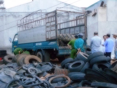 Tài xế bị điện giật tử vong khi hàn cửa ôtô