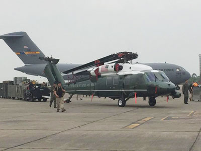 Trực thăng Marine One thứ 2 của ông Obama tới Tân Sơn Nhất