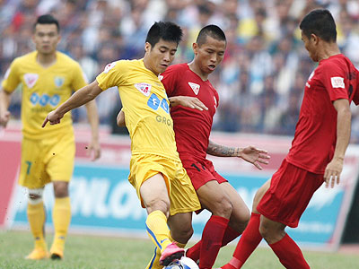 Thanh Hoá bại trận vì người cũ, mất vị trí thứ hai V-League