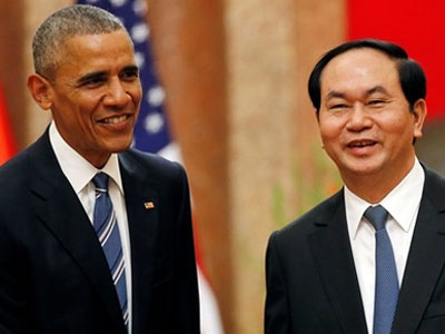 Ông Obama công bố gỡ bỏ hoàn toàn lệnh cấm vận vũ khí đối với Việt Nam