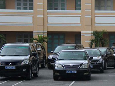 Từ chối “đặc thù” định mức xe công cho Liên đoàn lao động Hà Nội và TP HCM