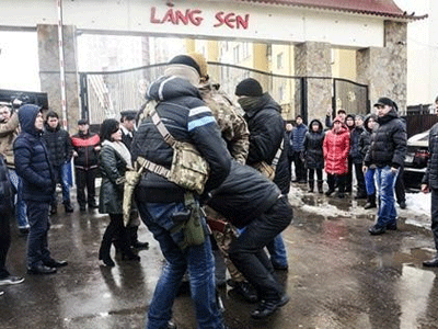Bộ Ngoại Giao mời đại sứ Ukraine lên làm việc vụ người Việt ở Làng Sen