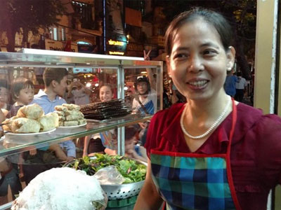Chủ quán bún chả đón ông Obama: "Tôi vô cùng bất ngờ"