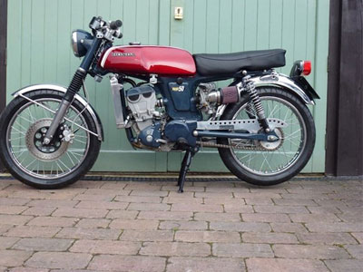 Honda 67 lên đời động cơ Kawasaki 250cc "siêu mạnh"