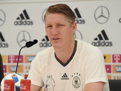 Schweinsteiger cảnh báo về cơ hội của tuyển Đức ở EURO 2016