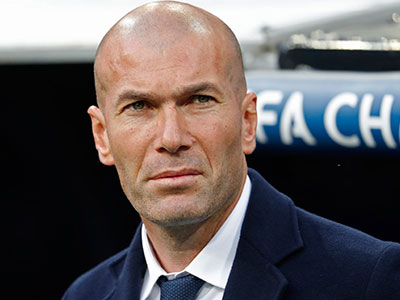 Perez tính thay Zidane bằng HLV Sevilla, nếu thua Atletico