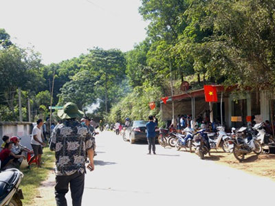 Chém chết mẹ vợ và vợ rồi tự thiêu