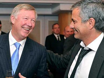 Mourinho đừng mơ được như Sir Alex Ferguson