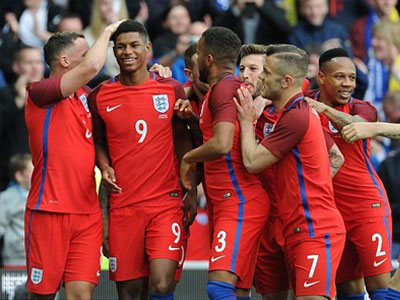 Rashford ghi bàn ngay trận ra mắt, phá kỷ lục 78 năm