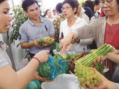 Bùng nổ chợ phiên nông sản