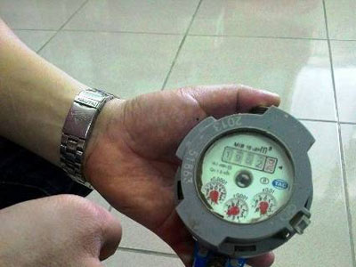 Vụ tiền nước 19 triệu/tháng: Kiểm định đồng hồ lần 2