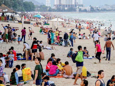 Khánh Hòa vừa mừng vừa lo với du khách Trung Quốc