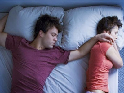 Người ngủ nướng dễ bị ung thư ruột