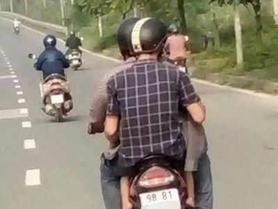 Thực hư chuyện phát hiện 2 cháu bé bị trùm kín đầu trên đường Láng - Hòa Lạc