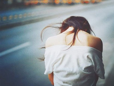 Bị hiếp dâm vì đi theo trai lạ là đáng đời?
