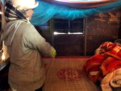 Hai mẹ con cùng bị một "yêu râu xanh" hiếp dâm