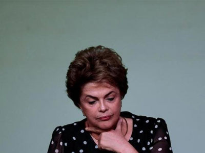 Bà Rousseff le lói hi vọng thoát tội