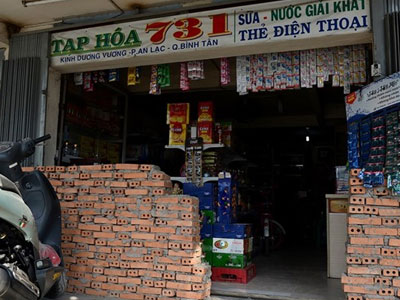 Bí thư Thăng yêu cầu giải thích hiện tượng đường cao hơn nhà