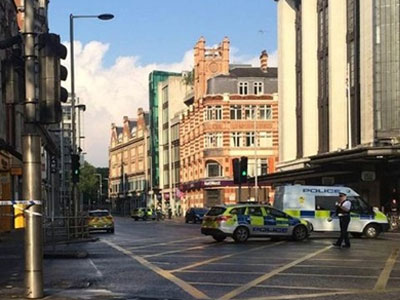 Cảnh sát Anh cho nổ tung ôtô khả nghi ở trung tâm London