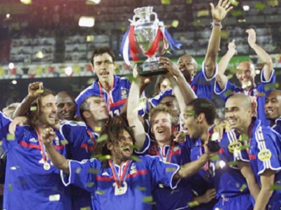 Les Bleus chờ quy luật 16 năm tại EURO