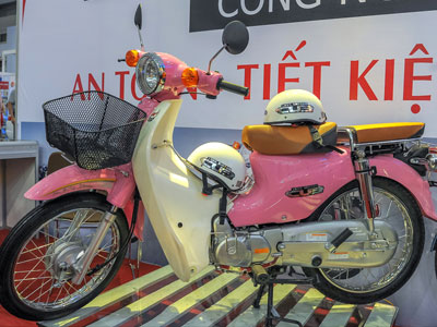 Xe máy “nhái” Honda Cub giá từ 13,6 triệu đồng tại Việt Nam