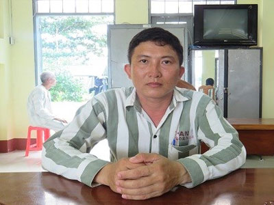 Bị chê không giải nổi bài toán, hiệu trưởng cứa cổ đồng nghiệp đến chết