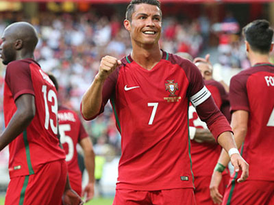 Bồ Đào Nha vs Iceland: Chờ Ronaldo tỏa sáng