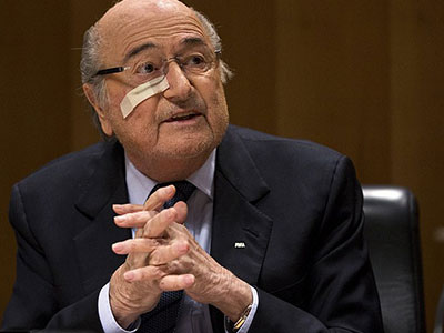 Sốc: Sepp Blatter tiết lộ Euro 2016 có thể bị dàn xếp