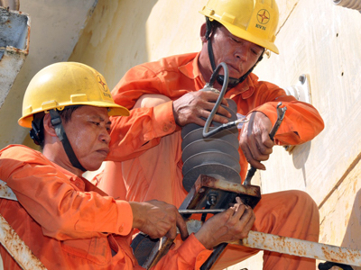 EVN Hà Nội hứa không cắt điện nếu nắng nóng trên 36 độ C