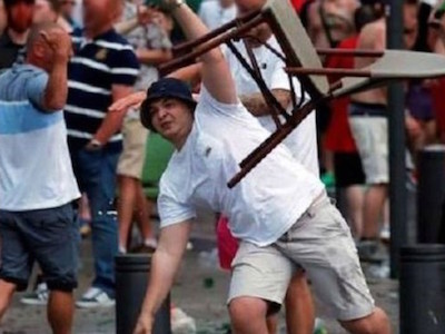 Hooligan Nga - Anh tiếp tục hỗn chiến tại Lille