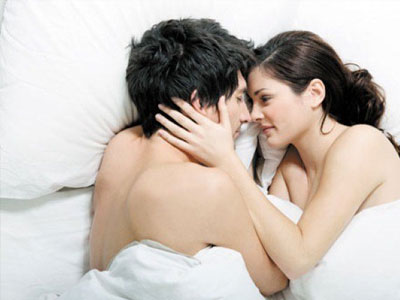 Toát mồ hôi chiều vợ thăng hoa ngày nắng 40 độ