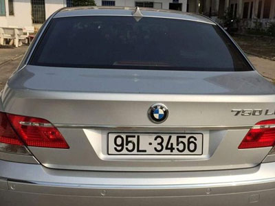 Thẩm tra Trưởng phòng CSGT “đi xe gắn biển không đúng”