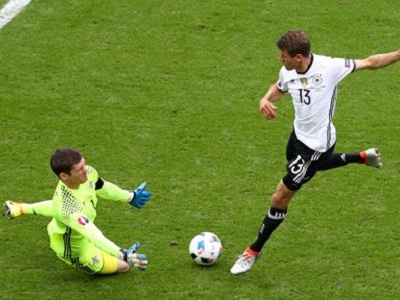 Đức 1-0 Bắc Ireland: Đức vào vòng 1/8 với tư cách đầu bảng