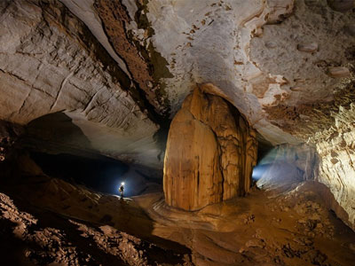 Hang động mới khám phá ở Quảng Bình