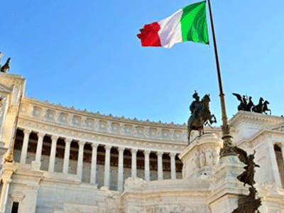 Sau Anh, Italia muốn trưng cầu ra khỏi khu vực đồng tiền chung