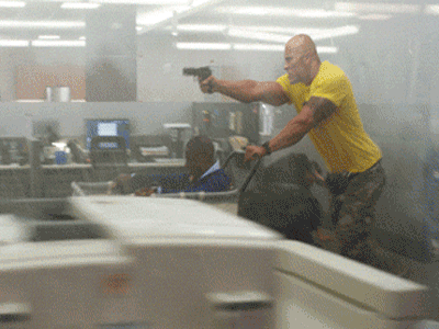 The Rock khoe duyên hài trong "Điệp viên không hoàn hảo"