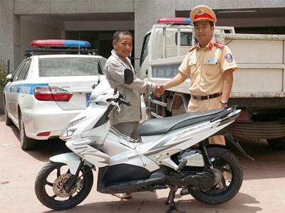 Bất ngờ nhận lại xe ga sau 2 năm mất trộm