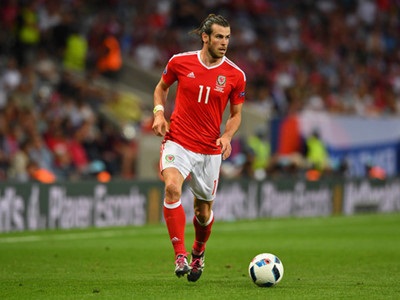 Gareth Bale lại châm ngòi khiêu khích tuyển Anh