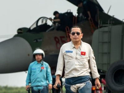 Xúc động bài thơ Đỗ Nhật Nam gửi tặng con gái phi công Trần Quang Khải