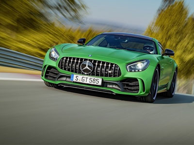 Siêu xe Mercedes-AMG GT R 2017 ra mắt: Mạnh mẽ, dữ tợn hơn