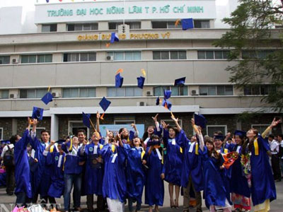 Gần 1.000 SV ĐH Nông lâm TP.HCM bị buộc thôi học: Sốc nhưng hợp lý