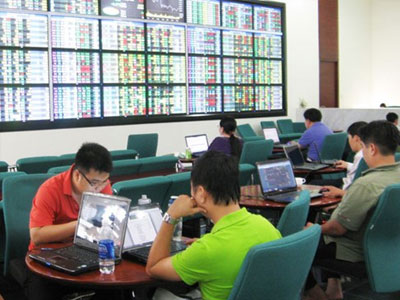 Thị trường biến động, nhà đầu tư không dám "mạnh tay"