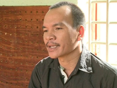 "Nướng" hơn nửa tỷ đồng vào sòng bạc Campuchia rồi hoang báo cướp