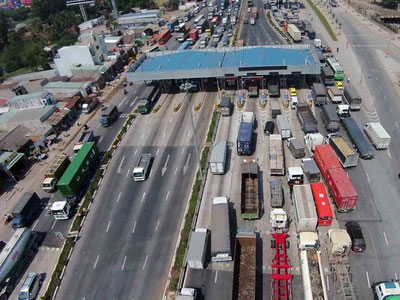 Từ 1/8: Trạm thu phí để xe ùn tắc sẽ bị phạt 70 triệu đồng