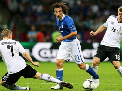 5 cuộc đối đầu kinh điển giữa Italia và Đức