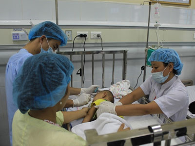 Bệnh viêm não nguy hiểm "tấn công" người dân Hà Nội