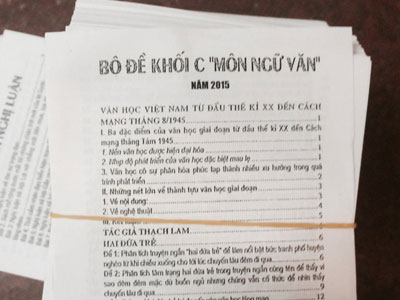 Hà Nội: Mua “phao thi”, muốn bao nhiêu cũng có
